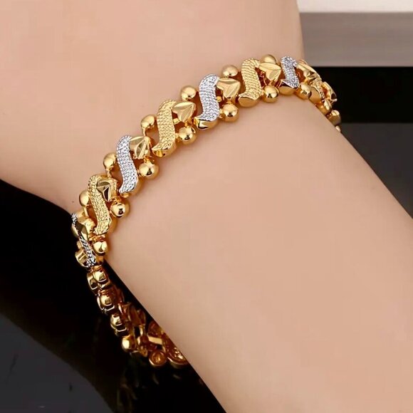 24K Gold Plated Two-Tone Heart Charm Bracelet - Picture 2 of 3